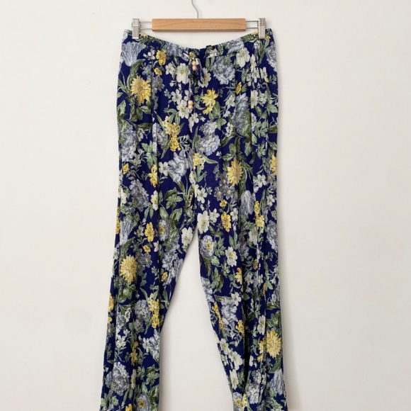 Rachel Roy crinkled floral pants - Picture 2 of 6